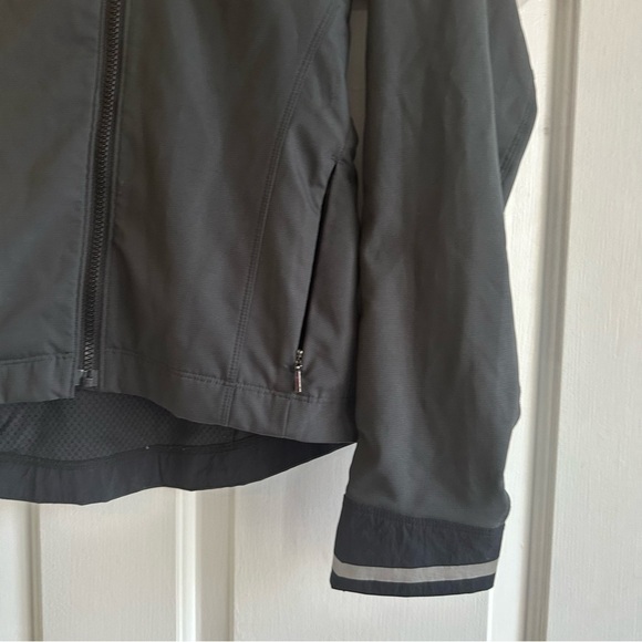 Arc'Teryx Jacket Women's Small A2B Commuter Softshell Full Zip Charcoal Gray - Picture 2 of 9